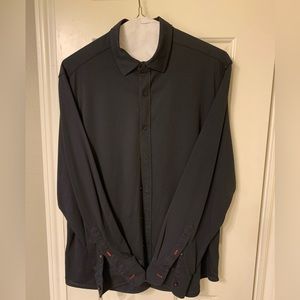 Untuckit jersey material button down long sleeve shirt. Black. Large regular